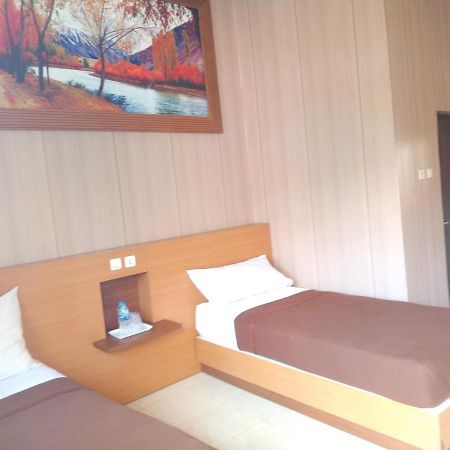 Hotel Kencana 럼뱅 객실 사진