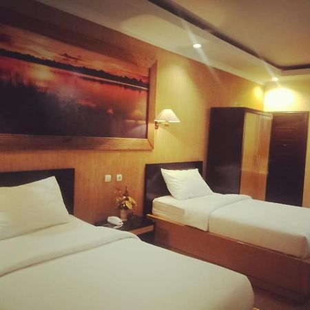 Hotel Kencana 럼뱅 외부 사진
